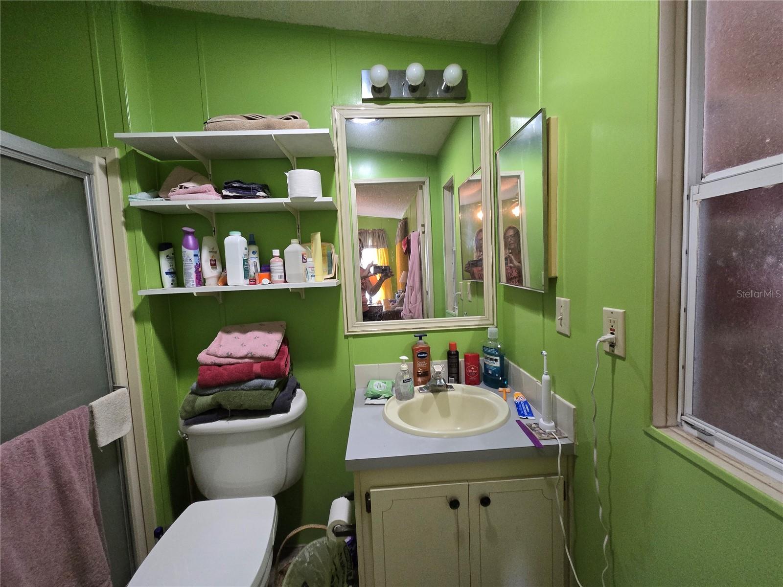 Image 33 of 34 For 409 Dartmouth Drive