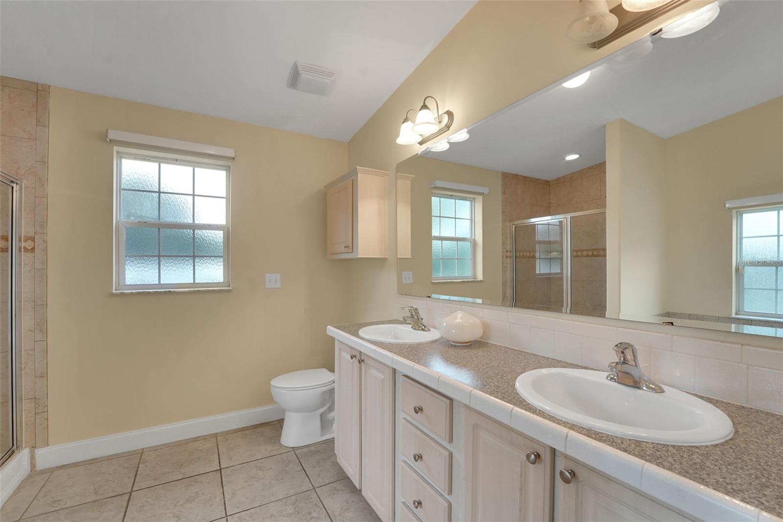 Image 12 of 16 For 921 1st Street