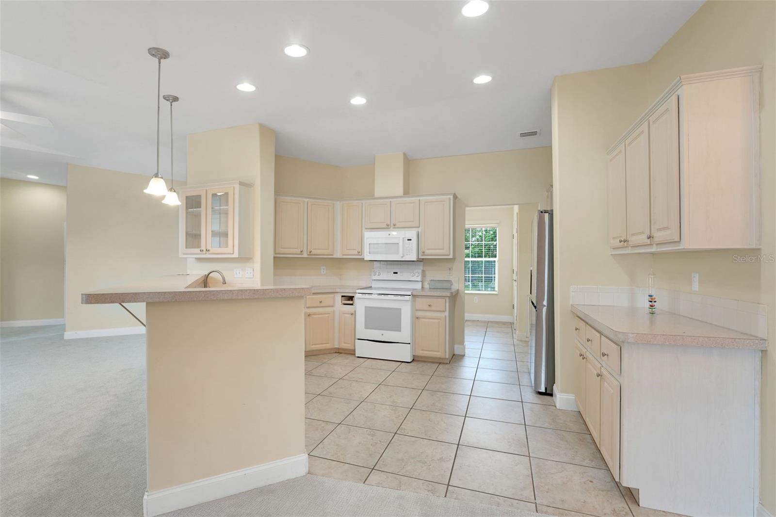 Image 9 of 16 For 921 1st Street