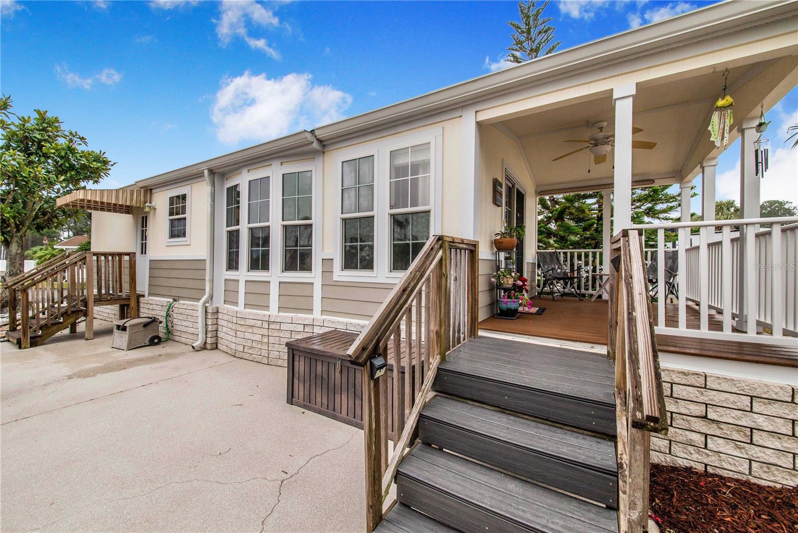 Image 4 of 35 For 178 Lily Creek Way