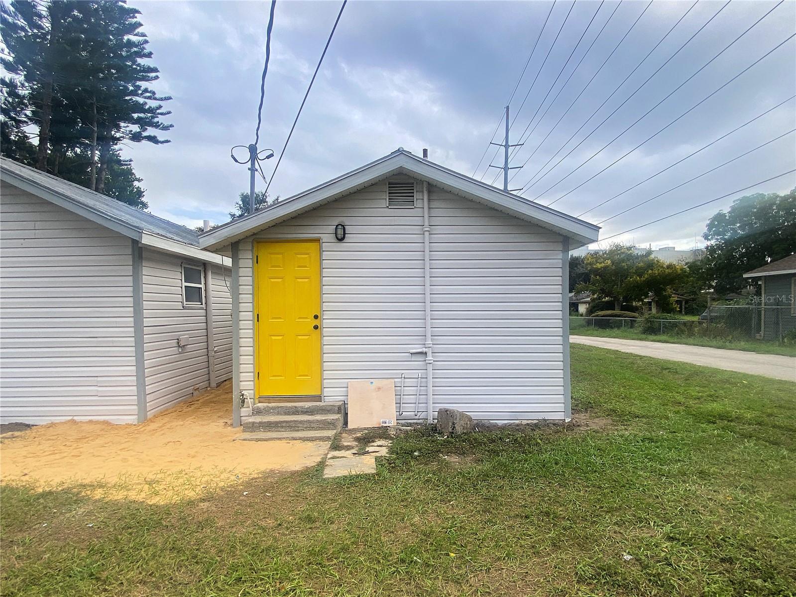 Image 3 of 11 For 622 Booker Avenue A