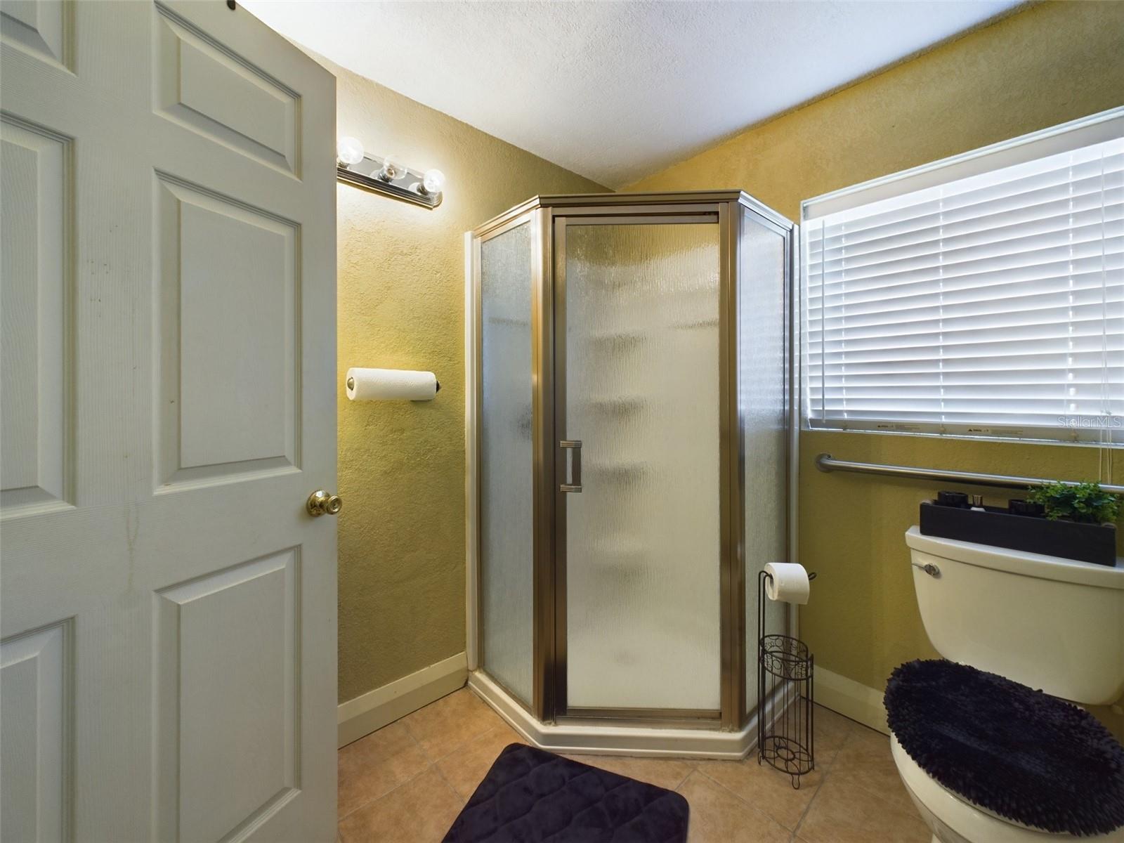 Image 12 of 36 For 318 1st Street