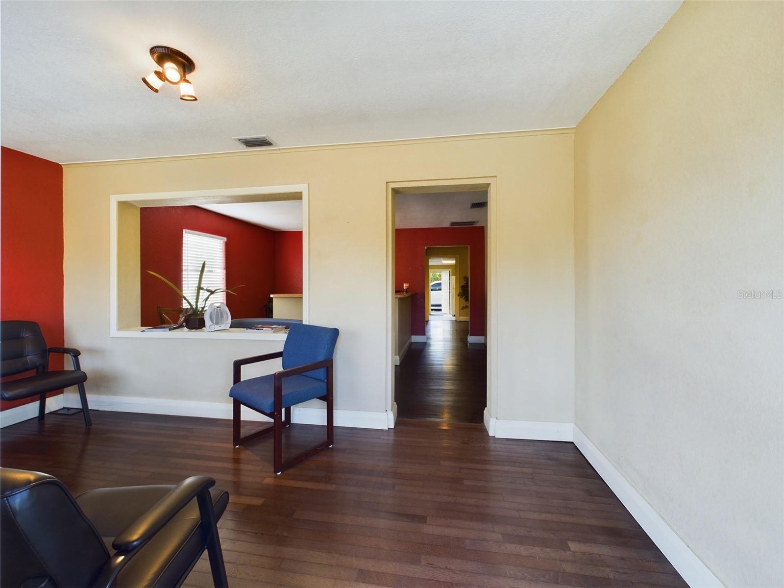Image 5 of 36 For 318 1st Street