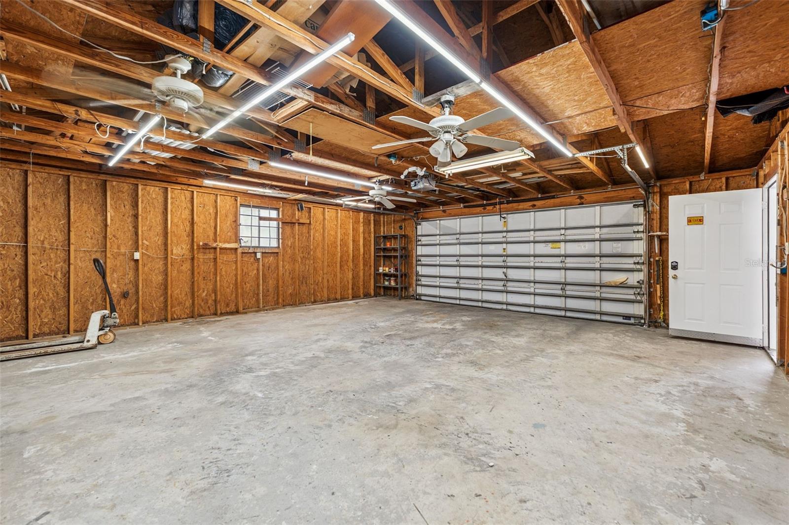 Image 34 of 56 For 5010 Northshore Drive