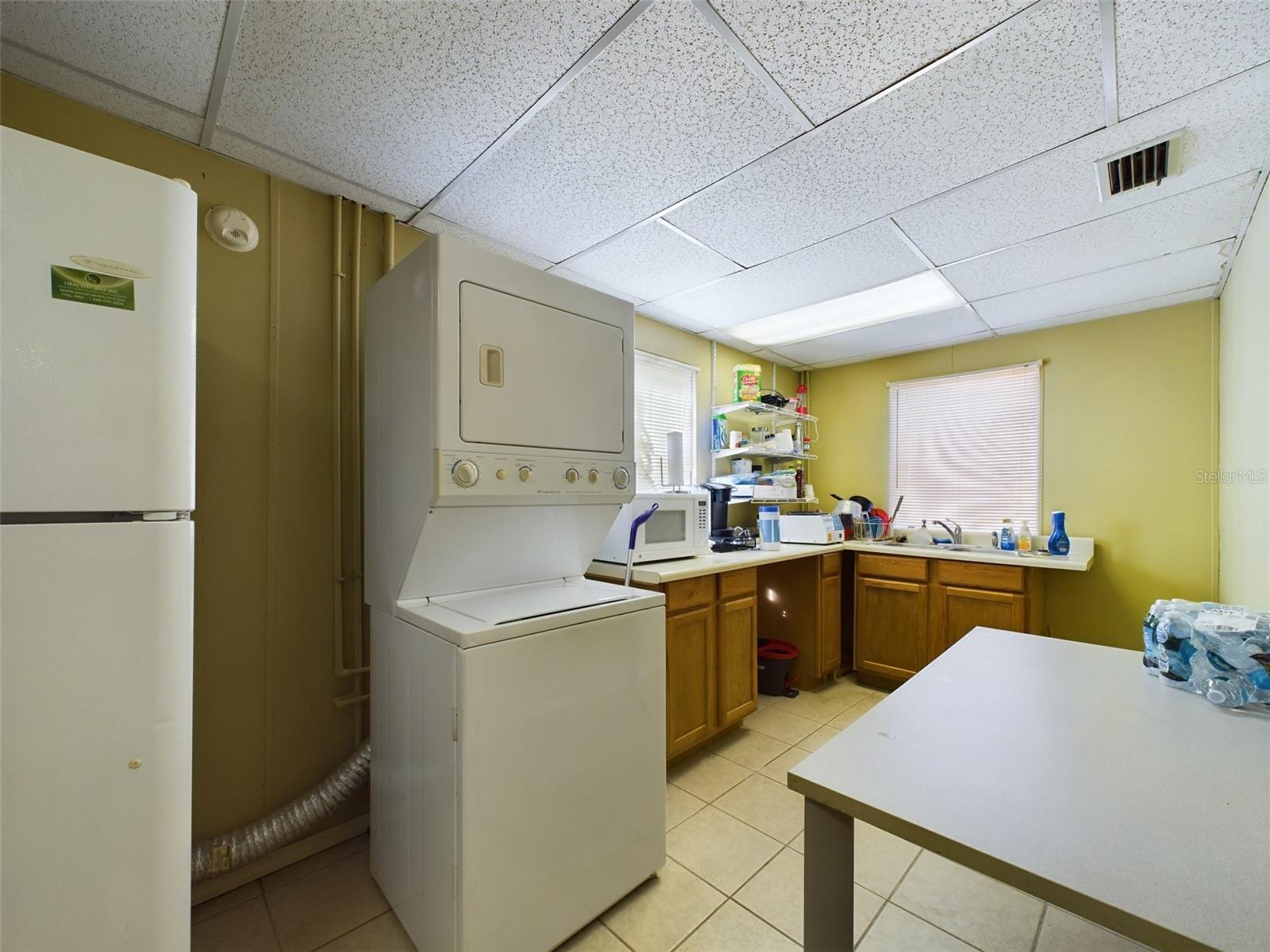 Image 21 of 36 For 318 1st Street