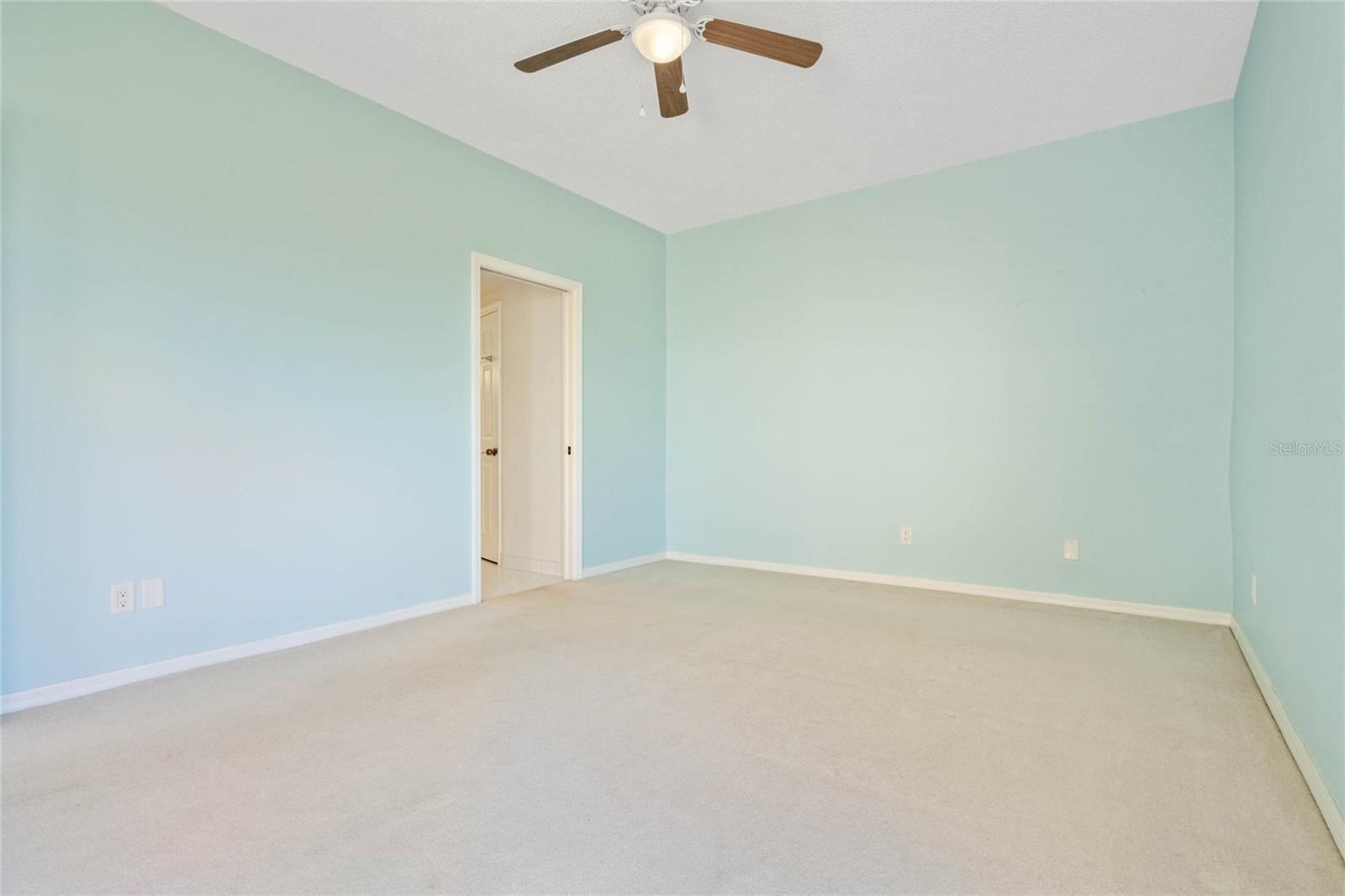 Image 13 of 42 For 802 Magnolia Place