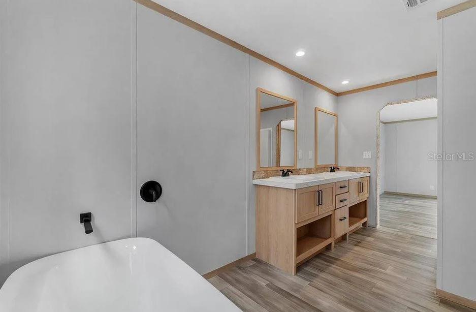 Image 10 of 12 For 0 St George Bay Street