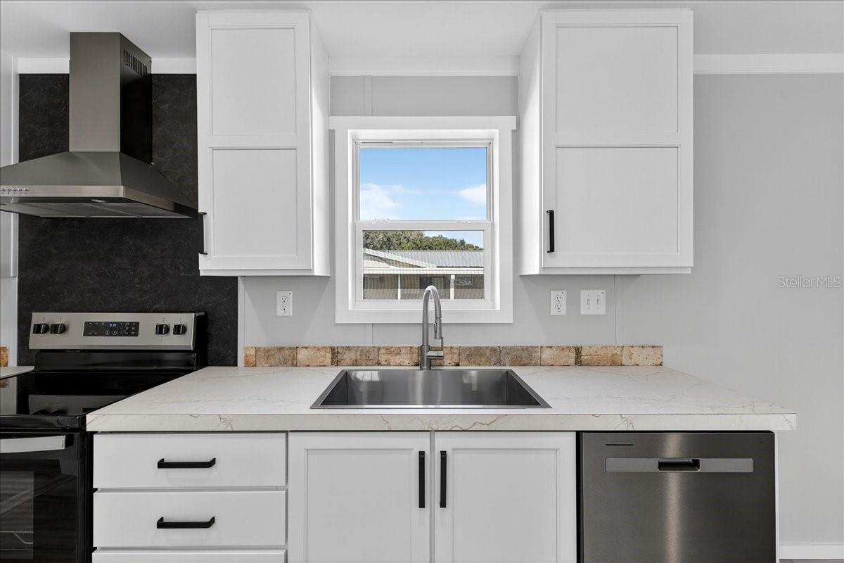 Image 14 of 28 For 0 St George Bay Street