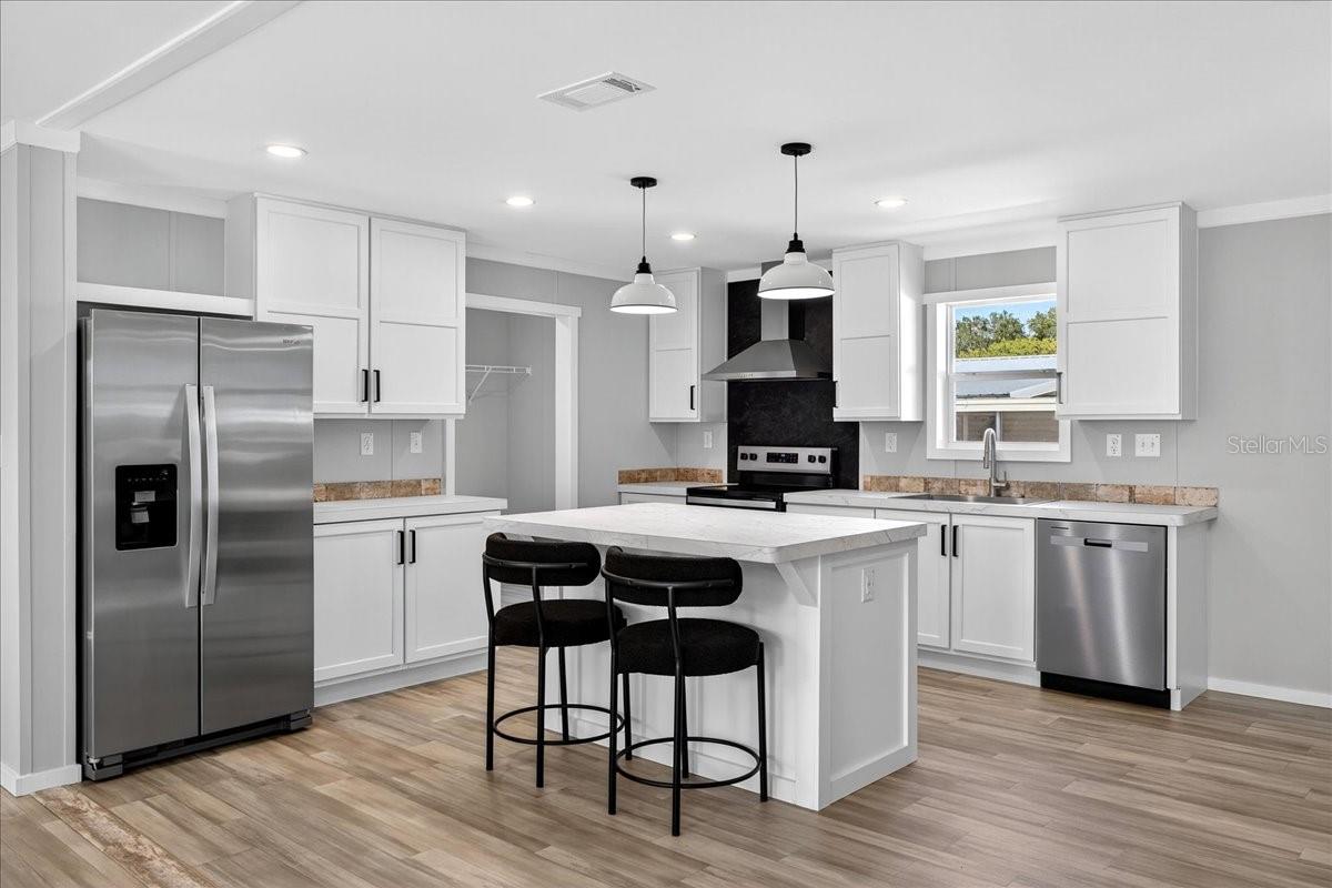 Image 16 of 28 For 0 St George Bay Street