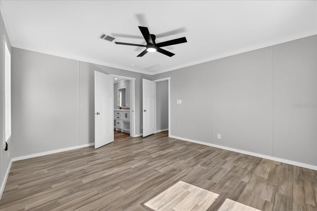 Image 17 of 28 For 0 St George Bay Street