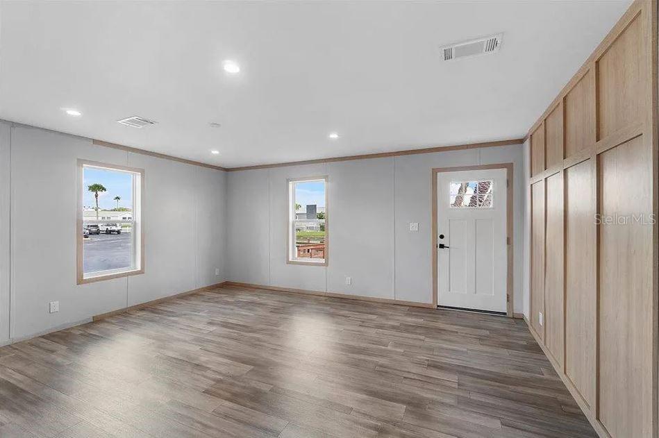 Image 7 of 12 For 0 St George Bay Street