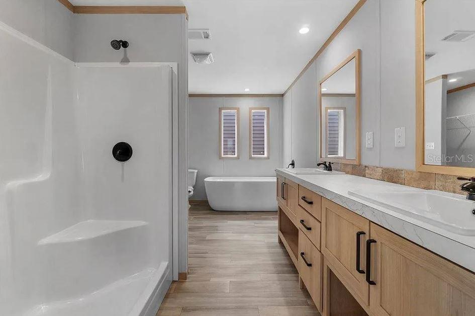 Image 9 of 12 For 0 St George Bay Street