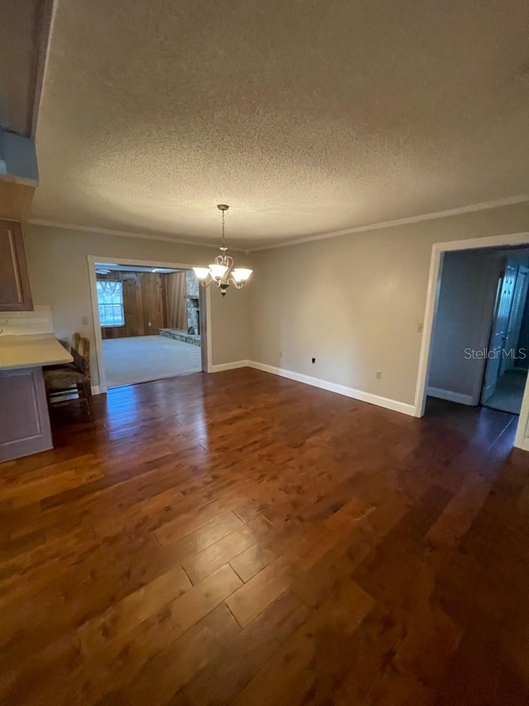 Image 3 of 11 For 608 Paradise Island Way