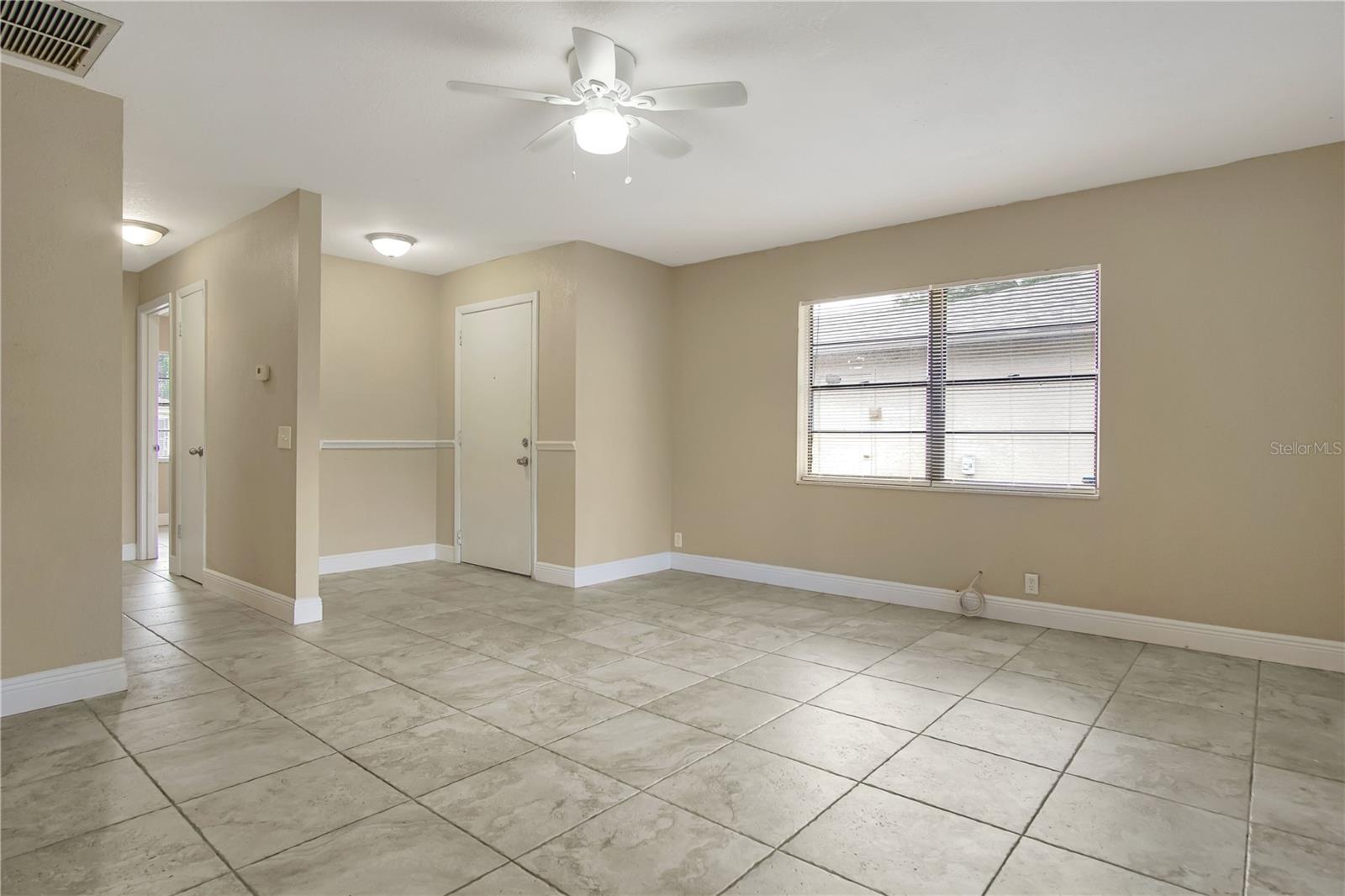 Image 15 of 24 For 5607 Struthers