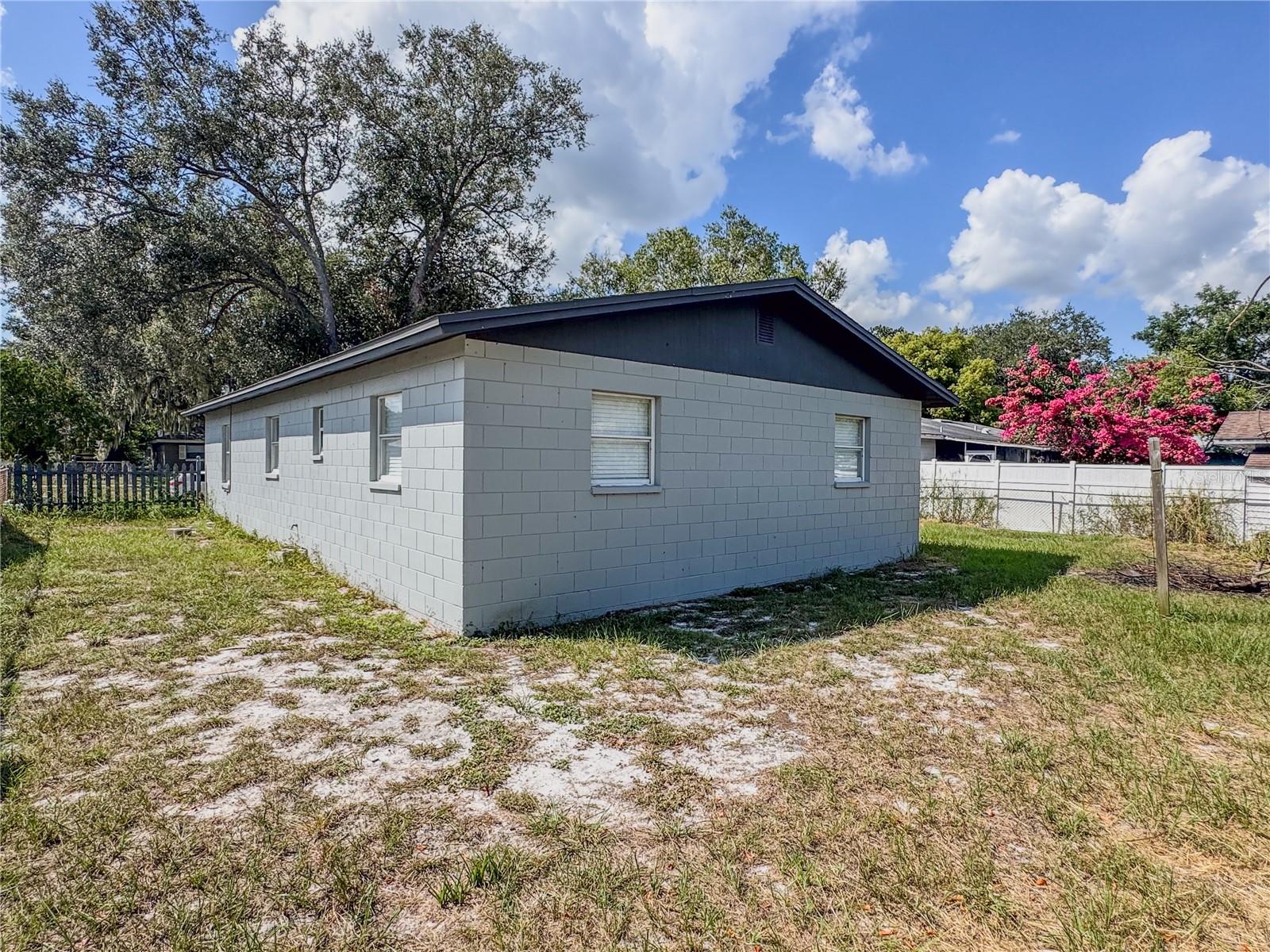 Image 5 of 19 For 602 Taylor Boulevard