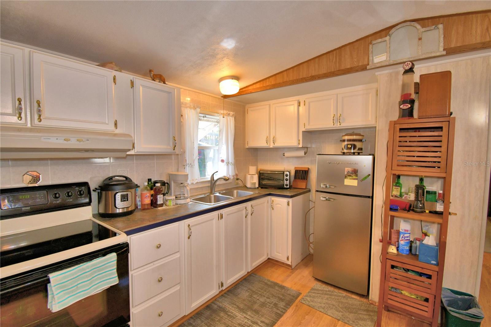 Image 15 of 70 For 2595 Huggins Road