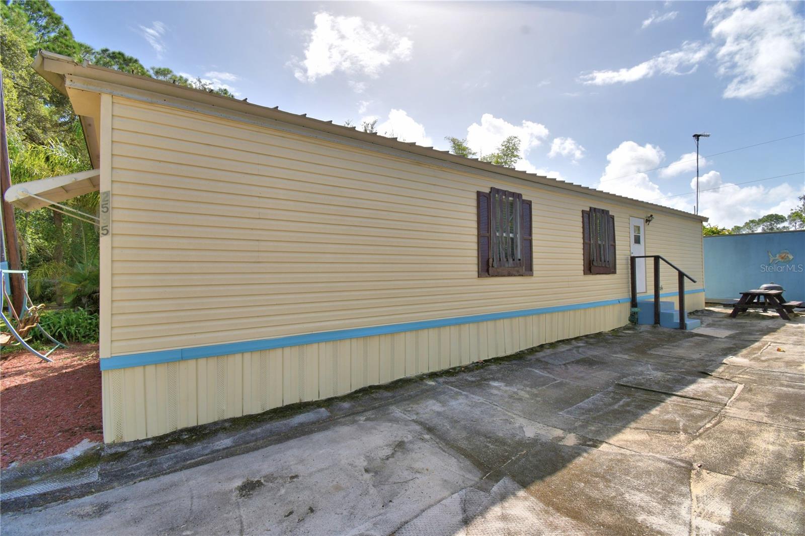 Image 6 of 70 For 2595 Huggins Road