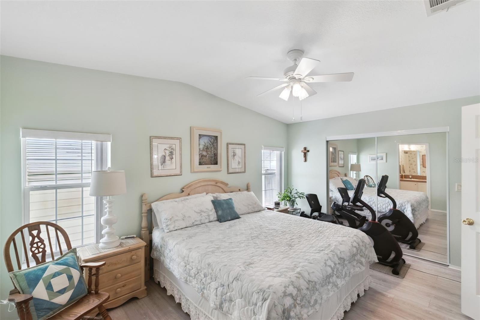 Image 27 of 66 For 5035 Northshore Drive