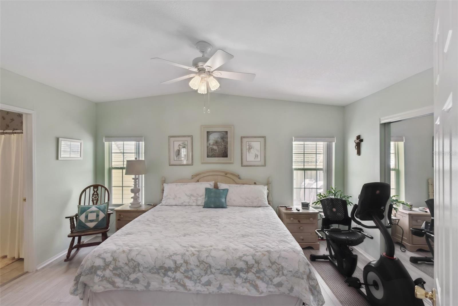 Image 29 of 66 For 5035 Northshore Drive