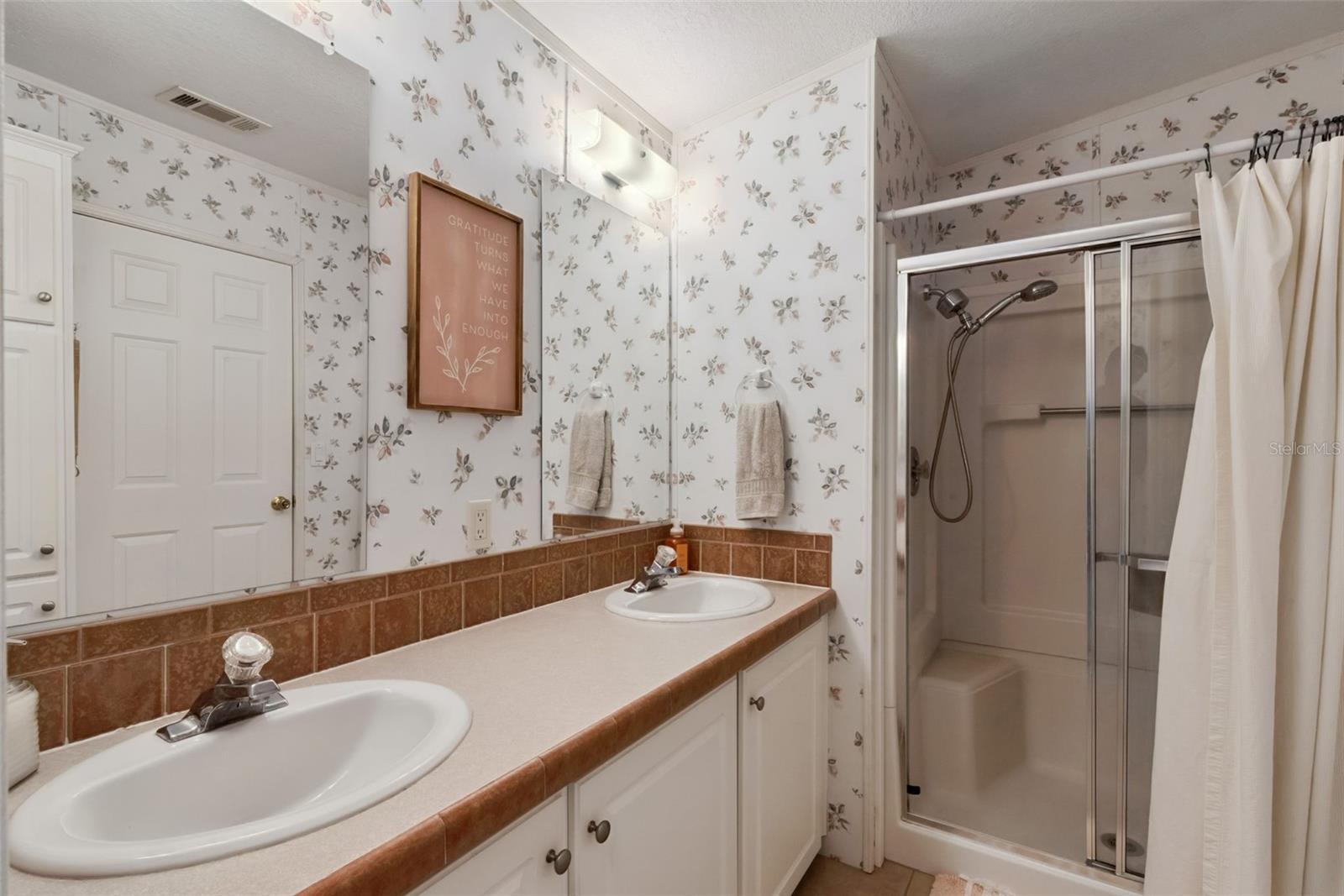 Image 30 of 66 For 5035 Northshore Drive