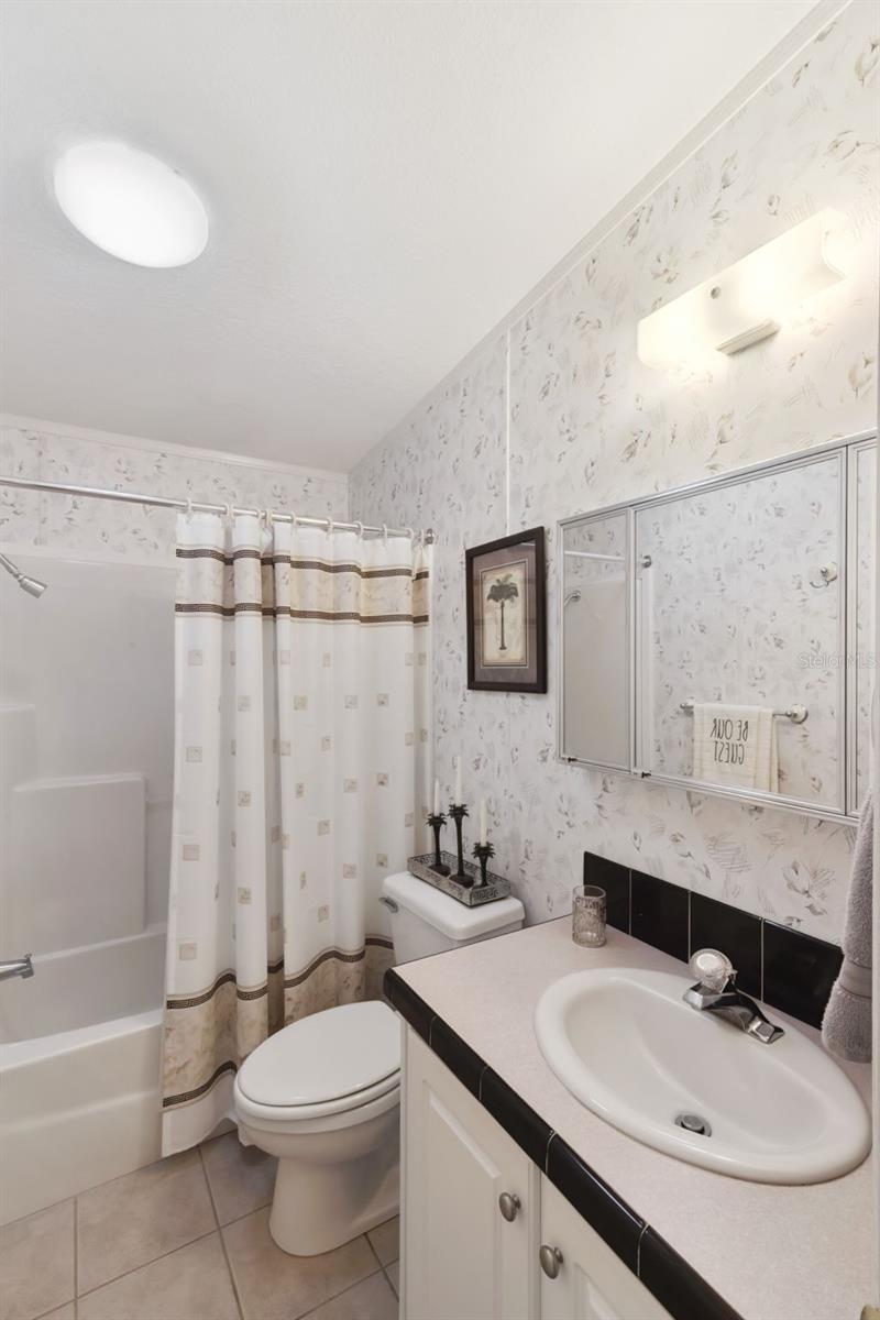 Image 34 of 66 For 5035 Northshore Drive