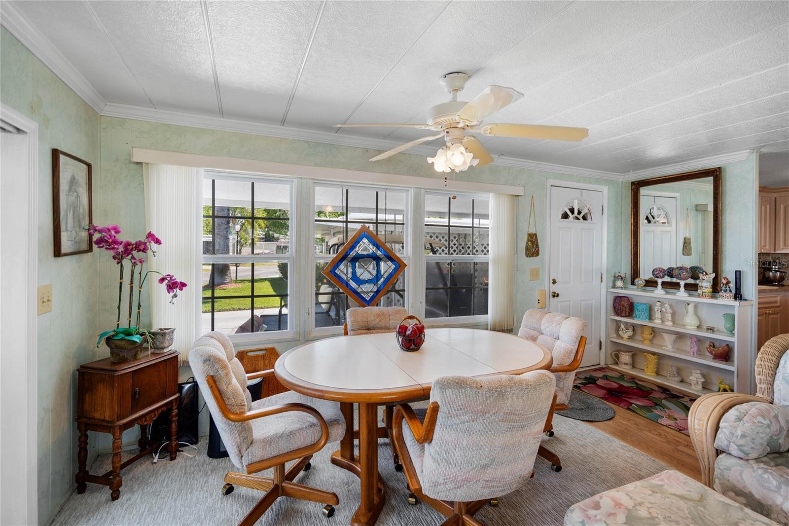 Image 10 of 38 For 107 Holiday Lane