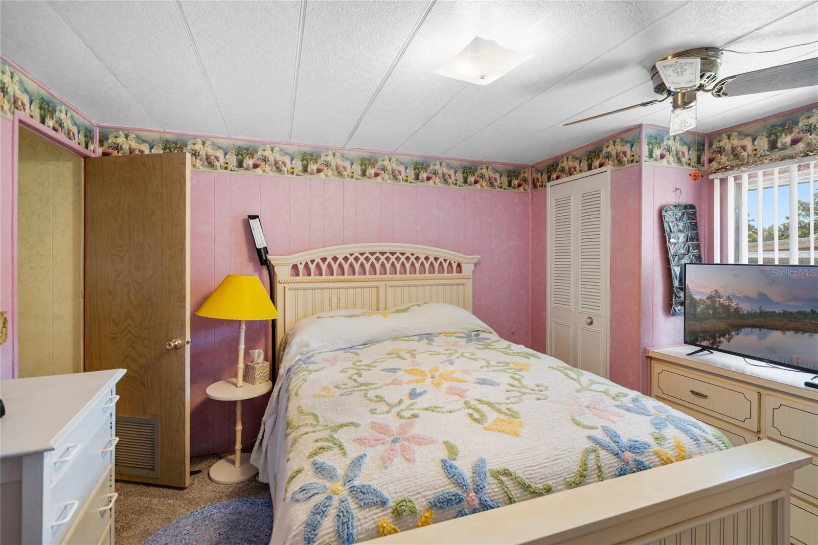 Image 21 of 38 For 107 Holiday Lane