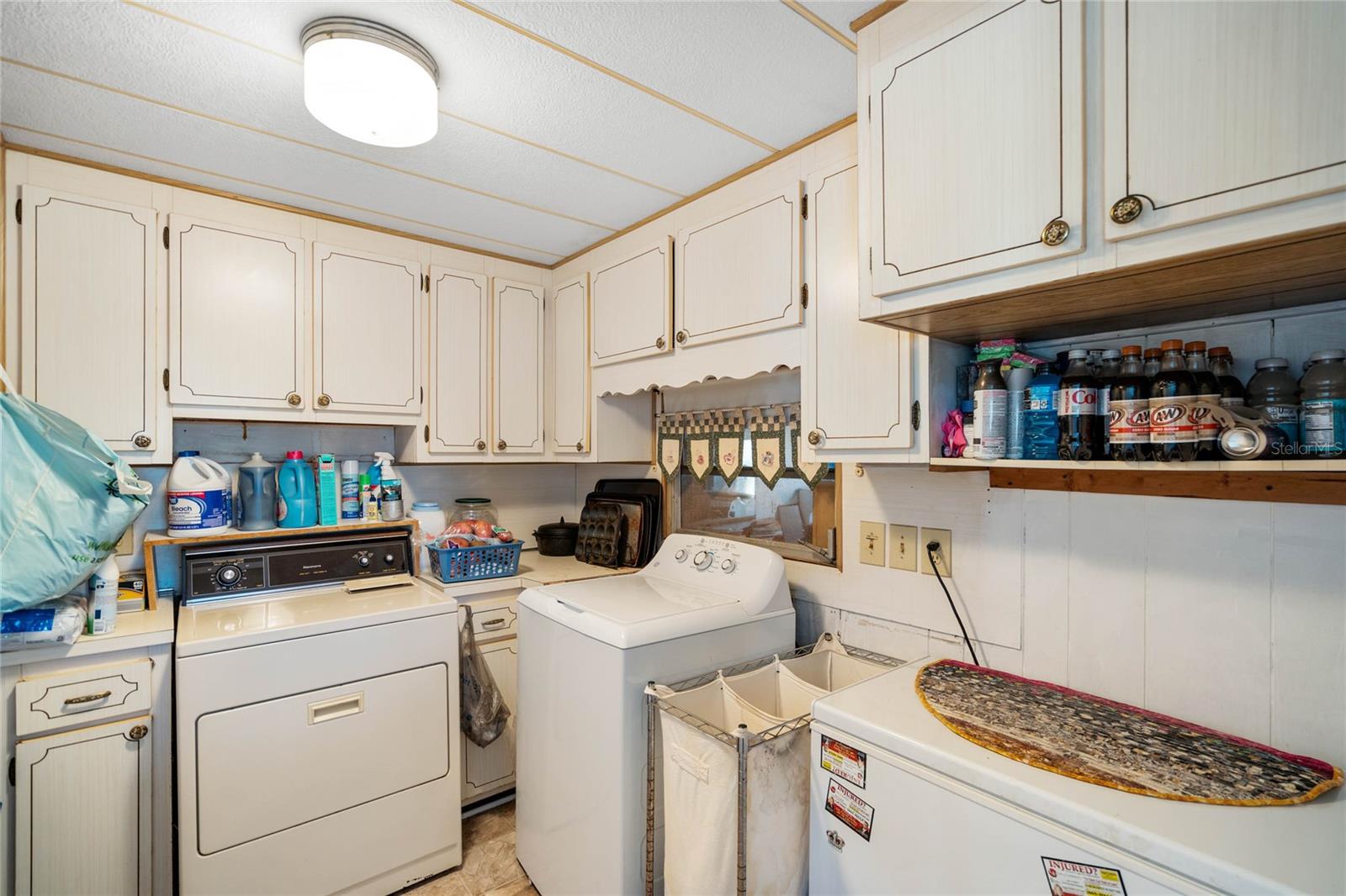 Image 26 of 38 For 107 Holiday Lane