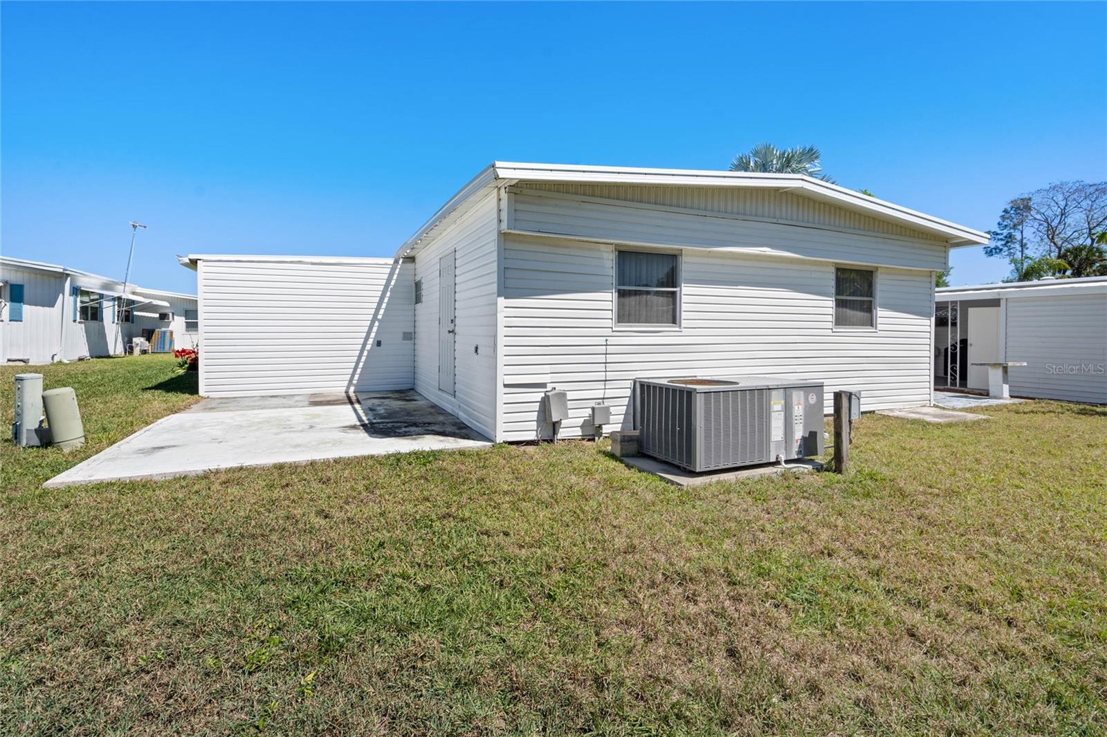 Image 32 of 38 For 107 Holiday Lane