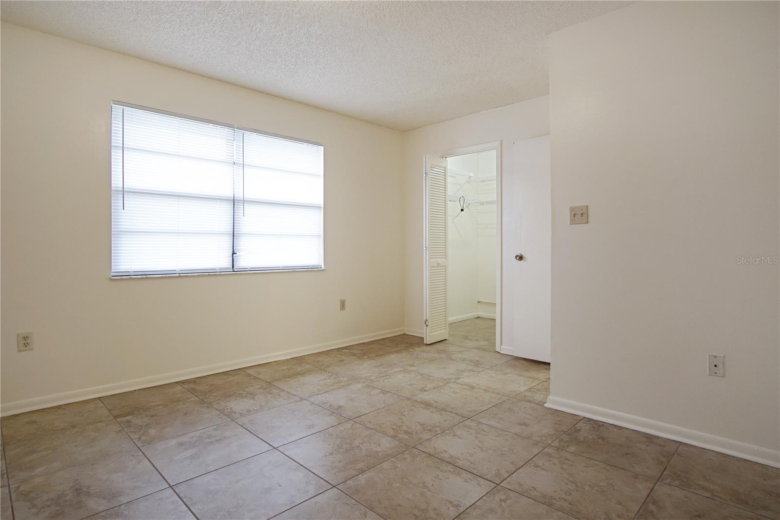 Image 15 of 20 For 118 Holland St