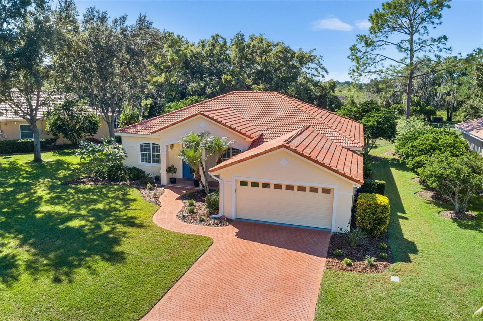 Details for 126 Lake Region Circle, WINTER HAVEN, FL 33881