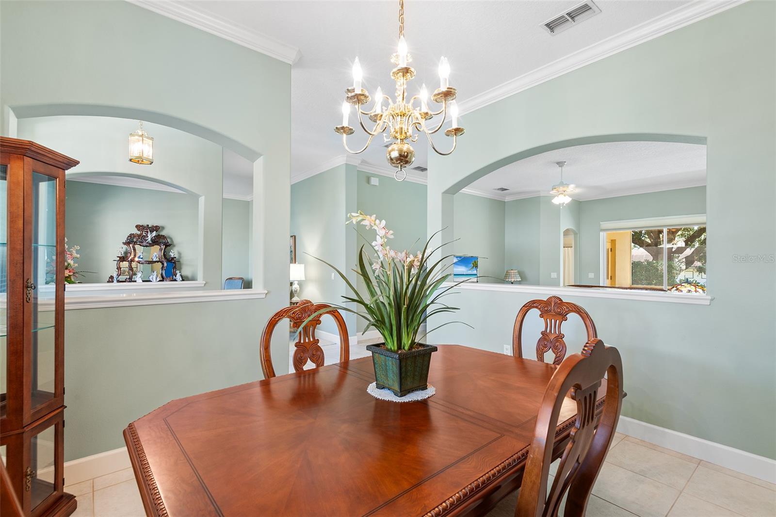 Image 17 of 53 For 126 Lake Region Circle