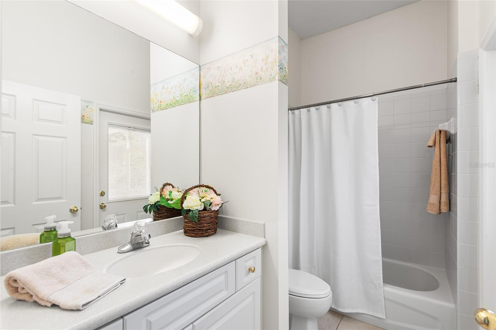 Image 37 of 53 For 126 Lake Region Circle