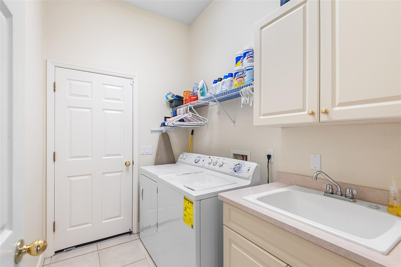 Image 39 of 53 For 126 Lake Region Circle