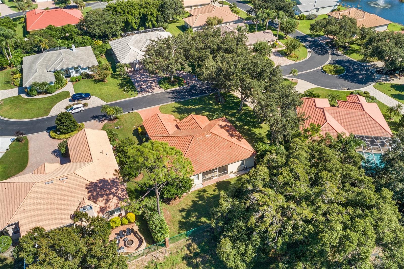 Image 43 of 53 For 126 Lake Region Circle