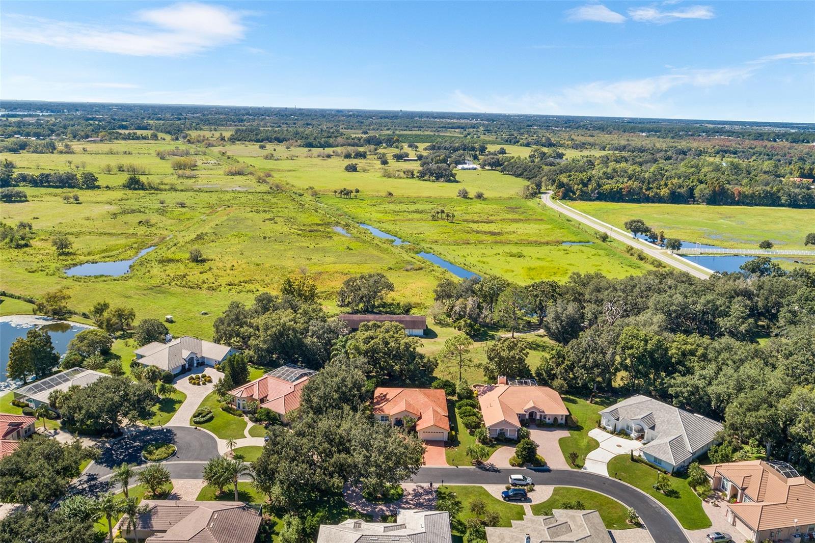 Image 7 of 53 For 126 Lake Region Circle