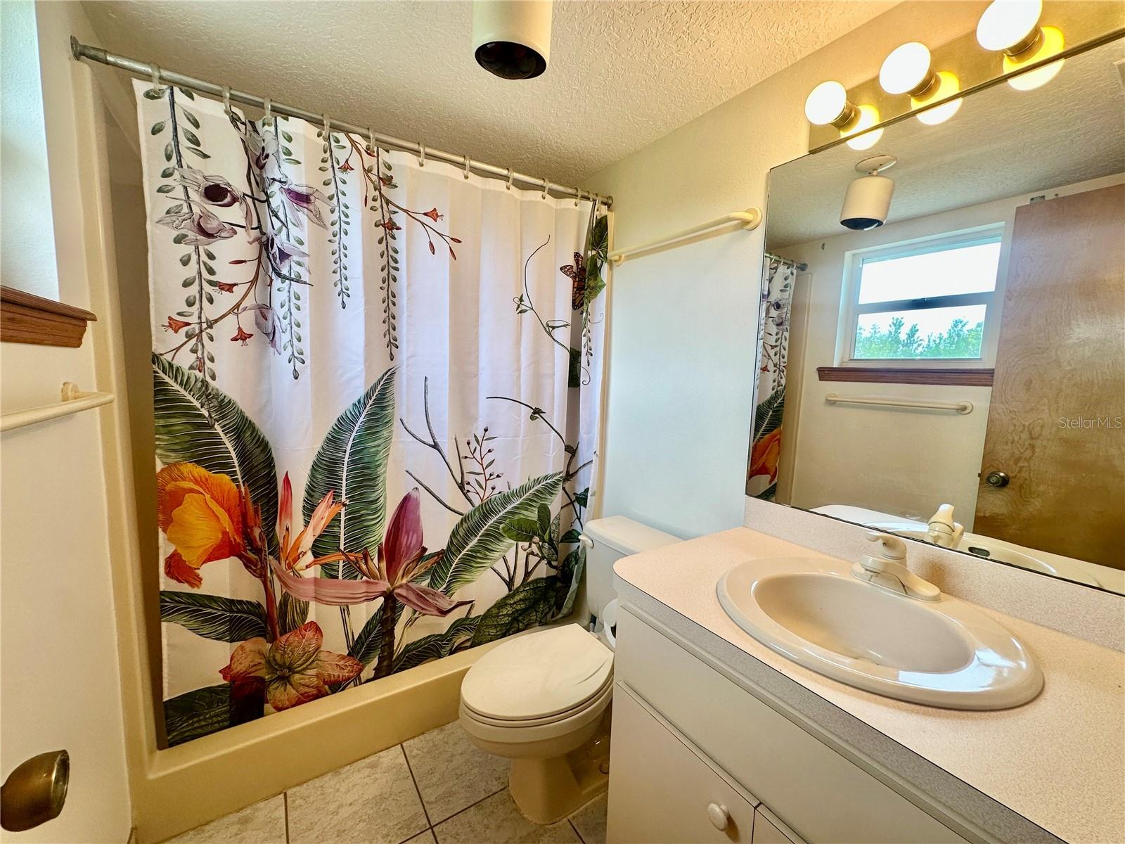 Image 21 of 33 For 709 Lake Starr Boulevard
