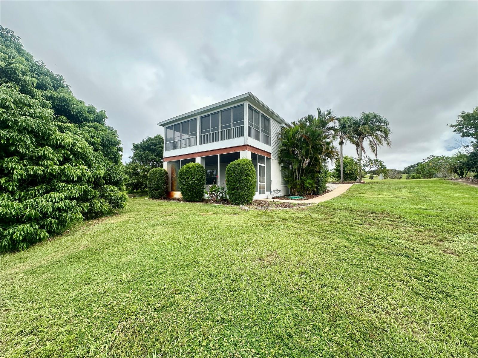 Image 29 of 33 For 709 Lake Starr Boulevard