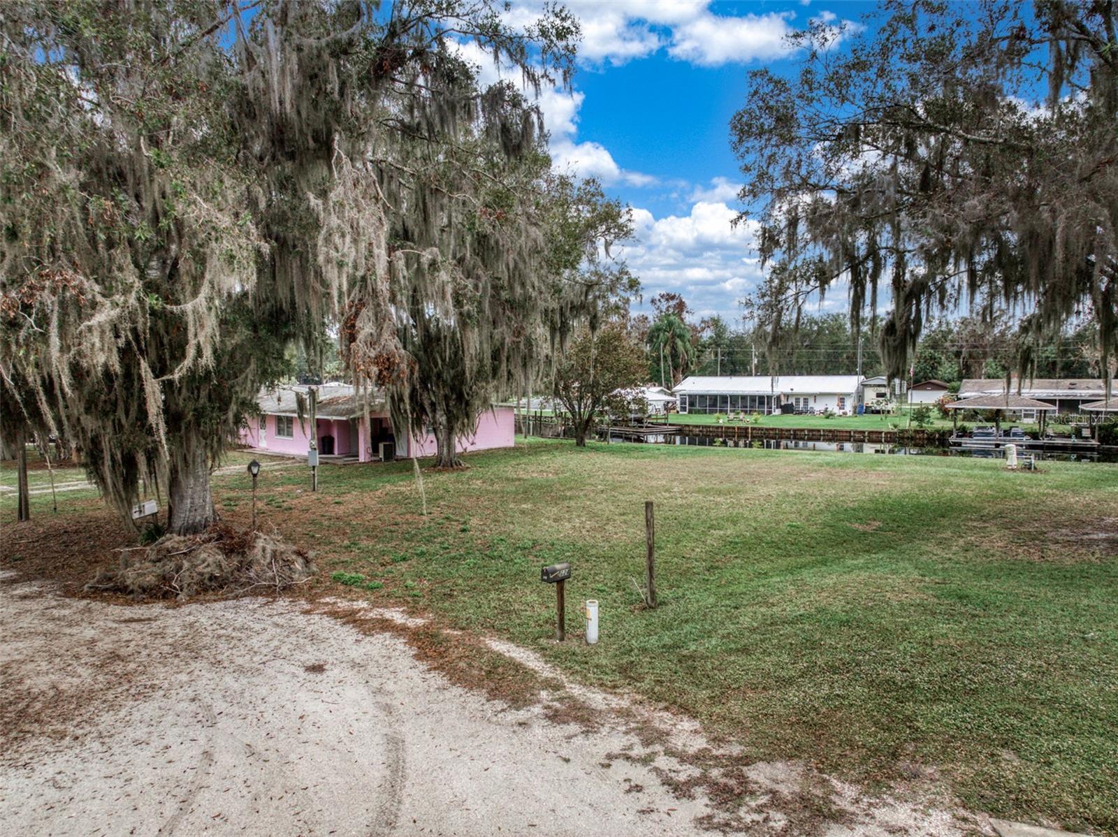 Image 26 of 32 For 612 Dragonfly Lane