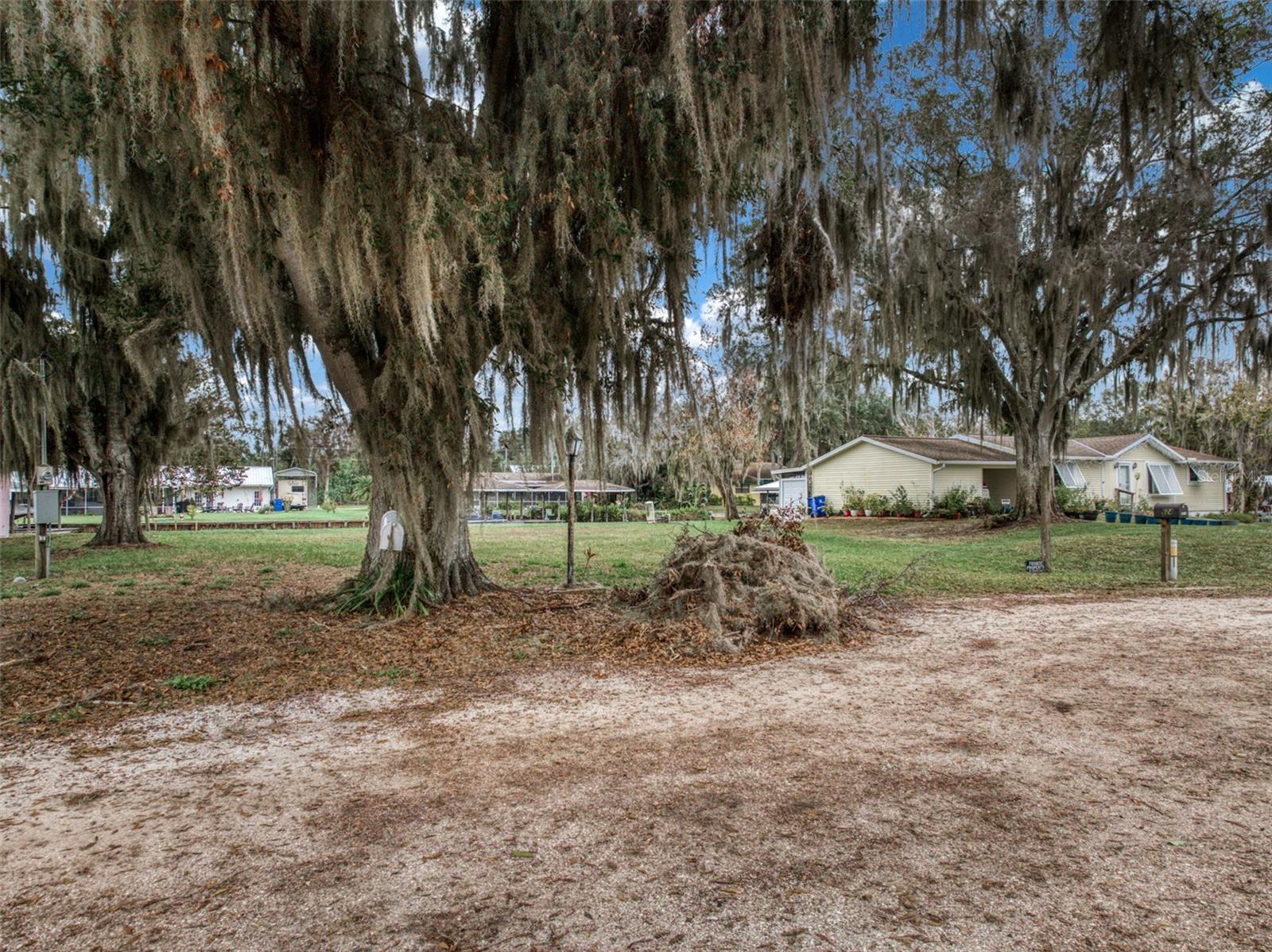 Image 28 of 32 For 612 Dragonfly Lane