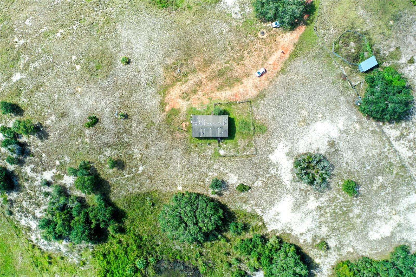 Image 22 of 29 For 643 Fazzini Road