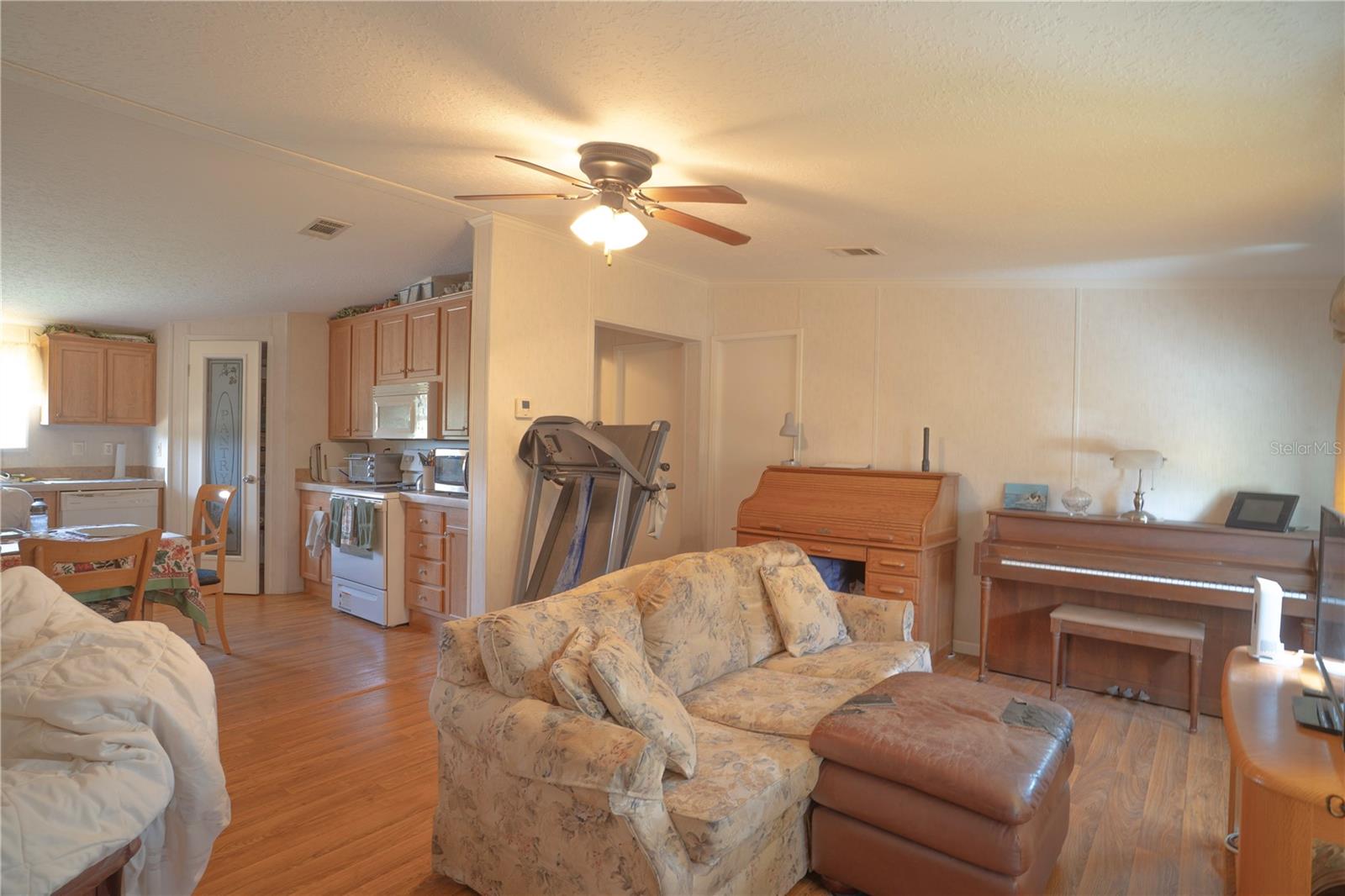 Image 4 of 29 For 643 Fazzini Road