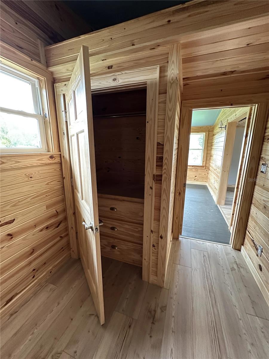 Image 16 of 50 For 111 Springdale Road