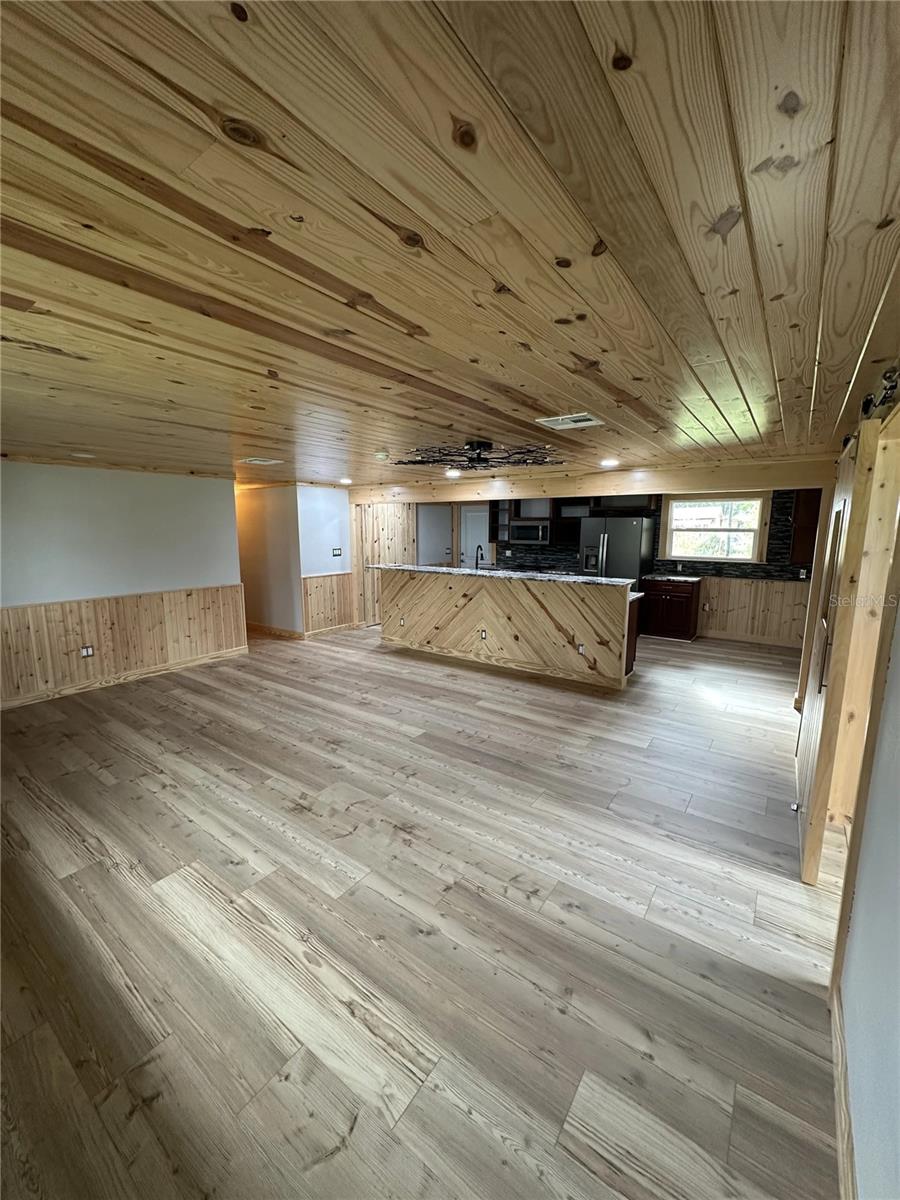 Image 6 of 50 For 111 Springdale Road