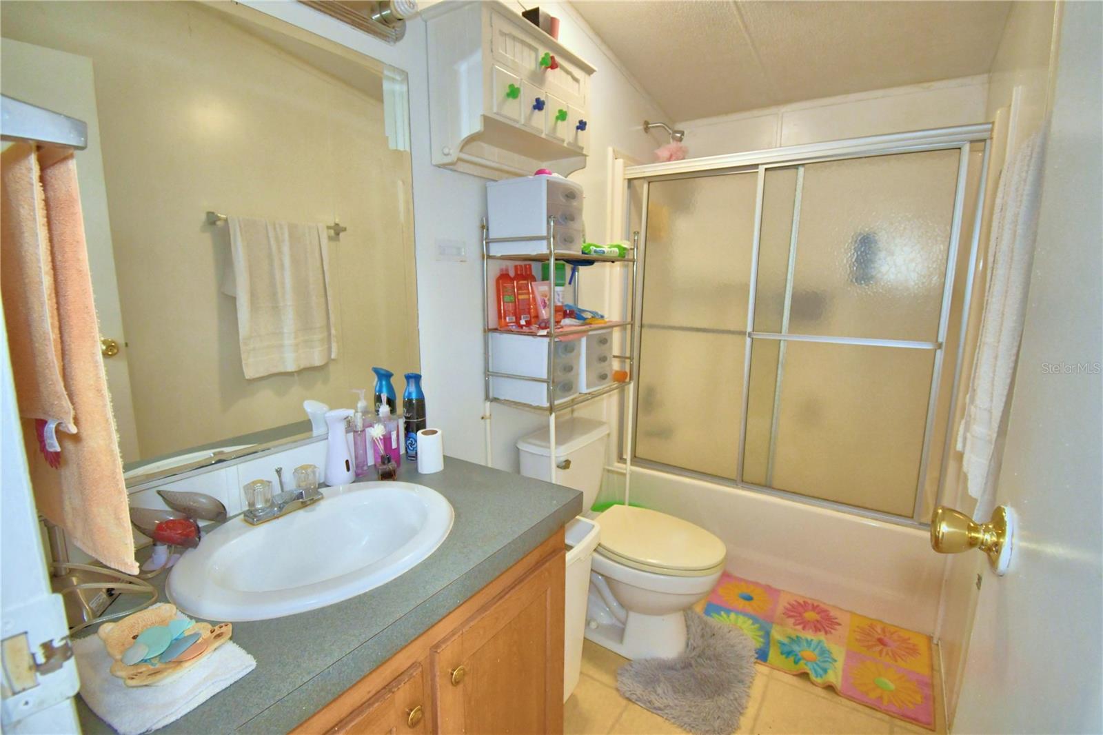 Image 32 of 100 For 715 Fazzini Road