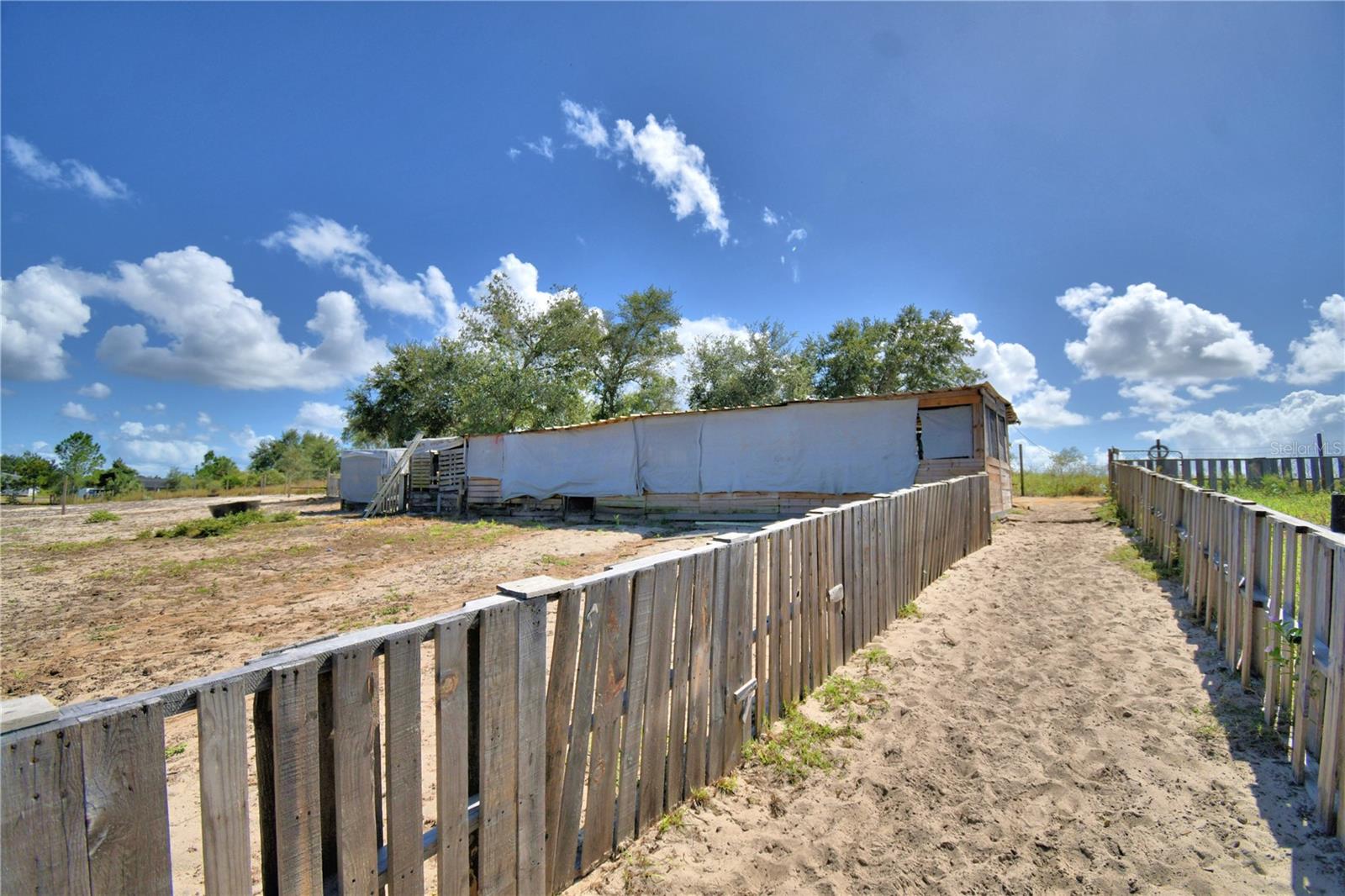 Image 84 of 100 For 715 Fazzini Road