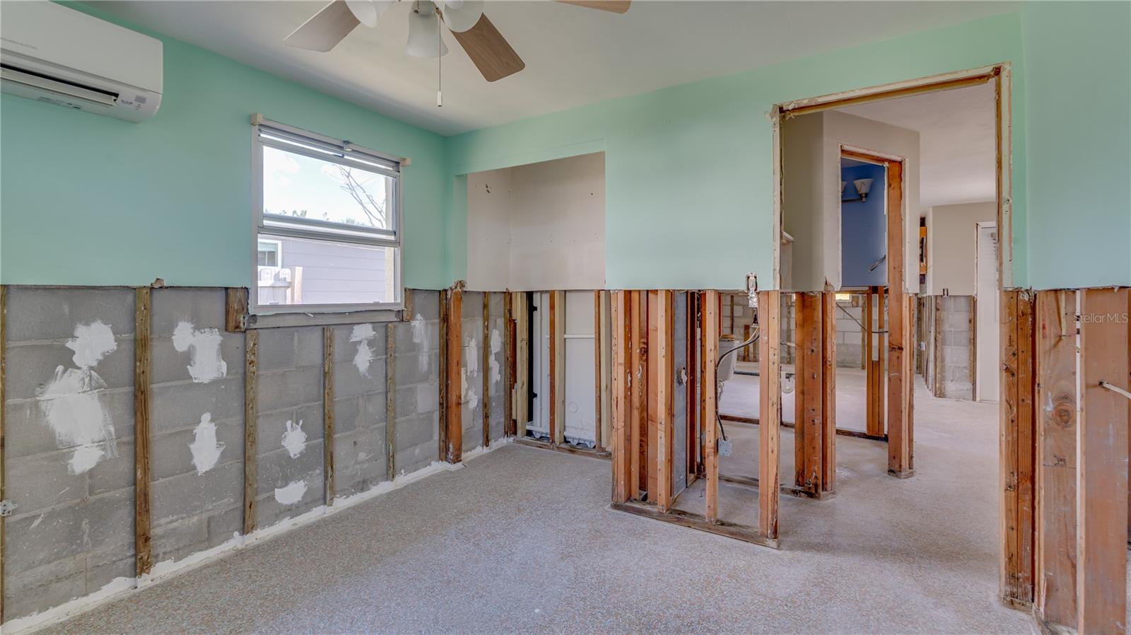 Image 11 of 34 For 13313 2nd Street E