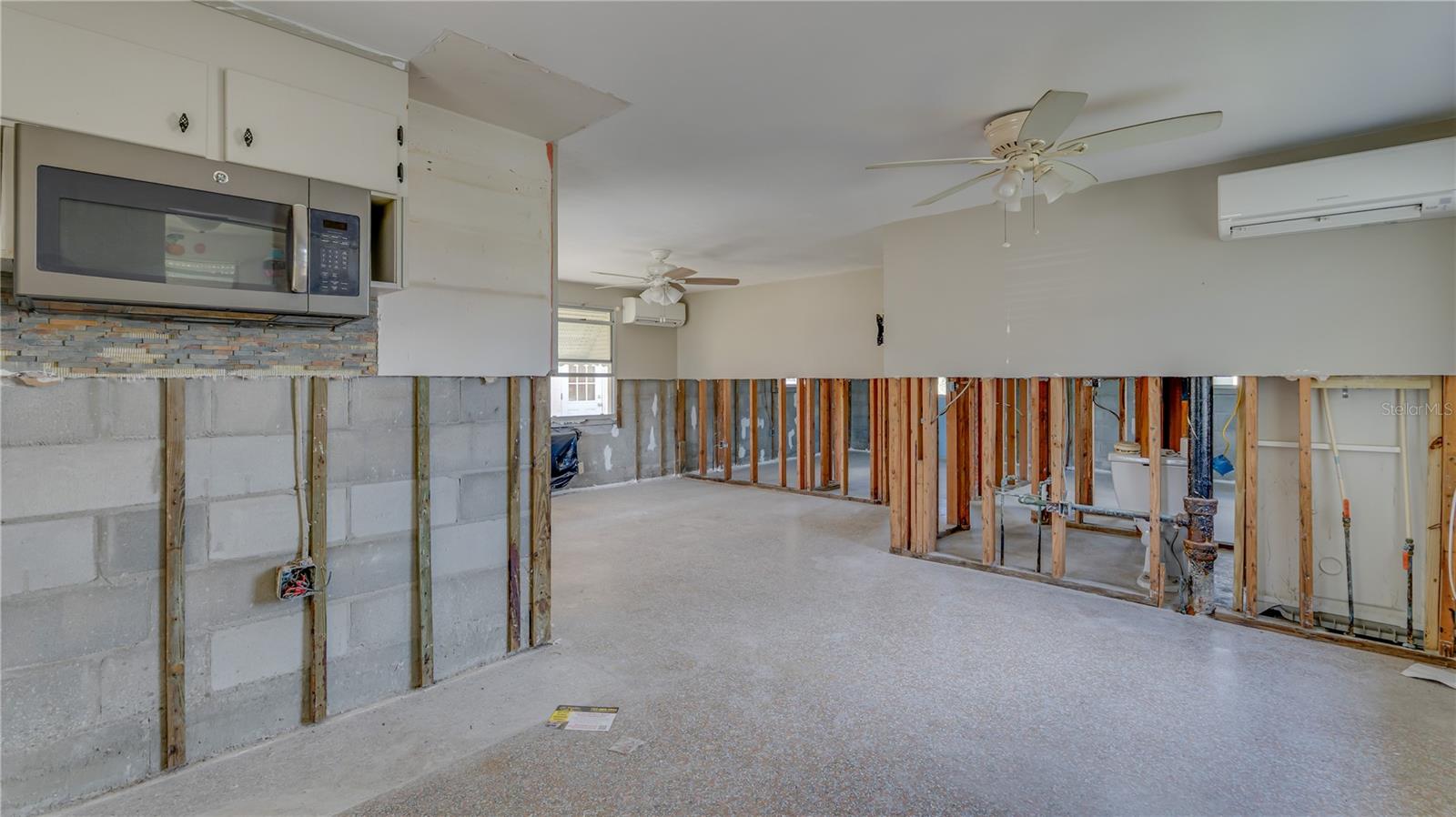 Image 19 of 34 For 13313 2nd Street E