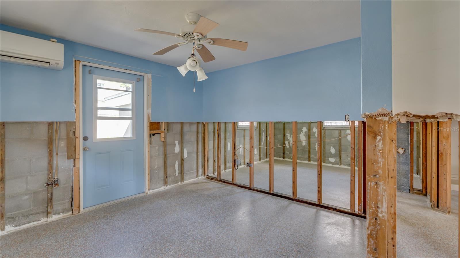 Image 7 of 34 For 13313 2nd Street E