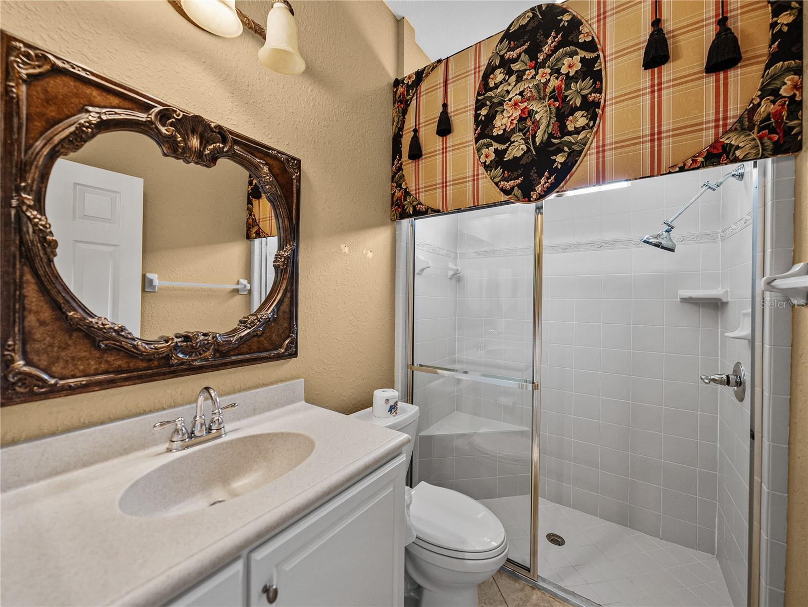 Image 37 of 94 For 4004 Sable Loop Drive